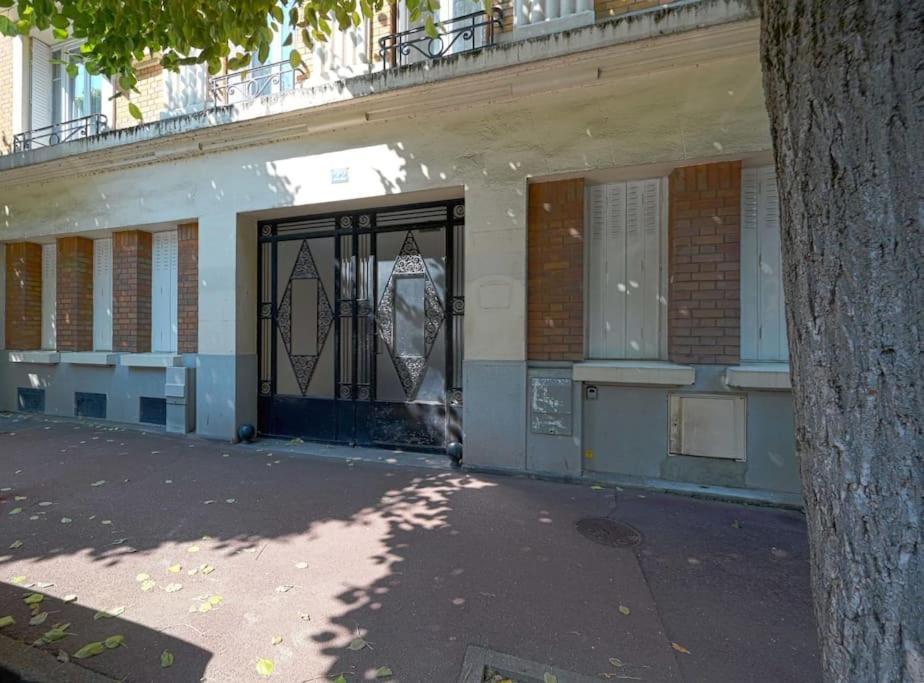 Charmant 2 Pieces A Issy- Les -Moulineaux Issy-les-Moulineaux Exterior foto